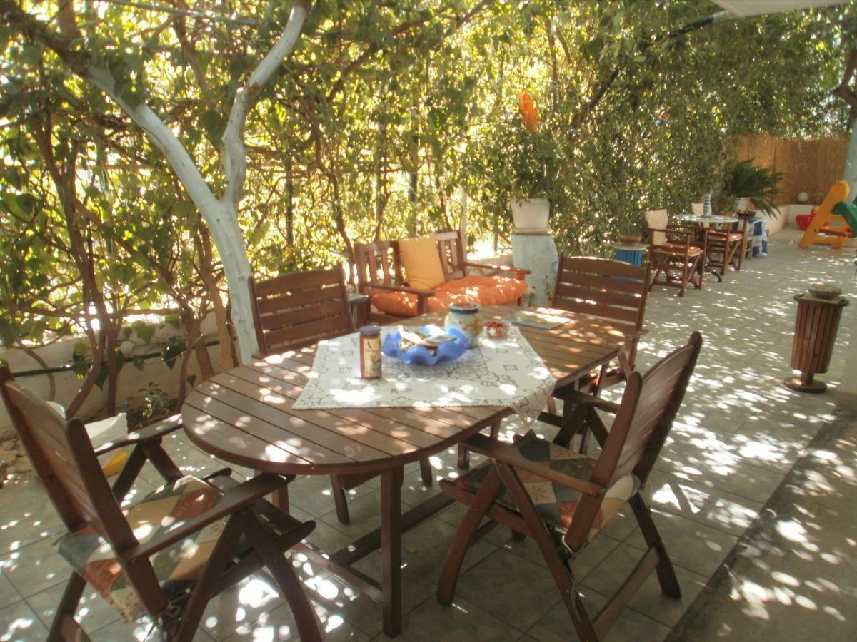 Seaview Self Catering Apartment - Helen No 1 Xiropigado Exterior foto