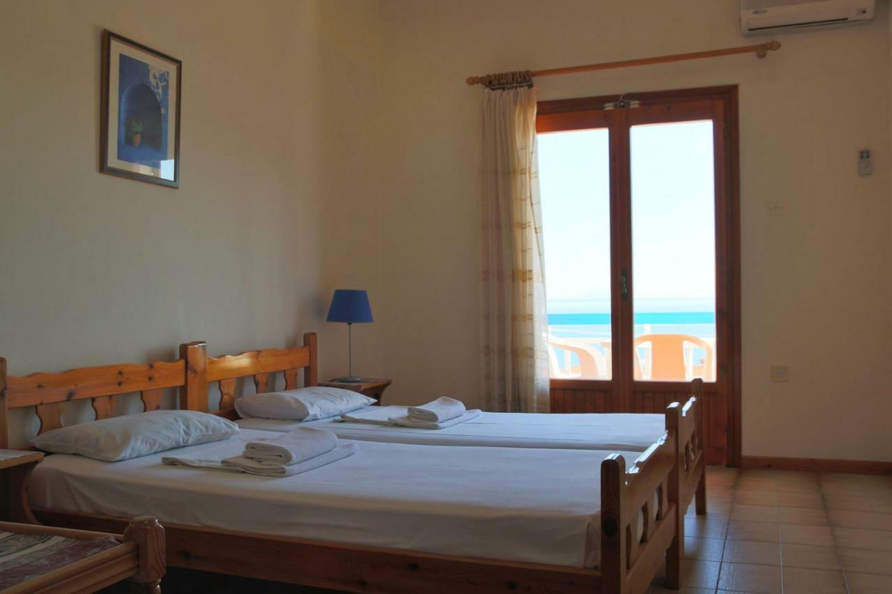 Seaview Self Catering Apartment - Helen No 1 Xiropigado Exterior foto