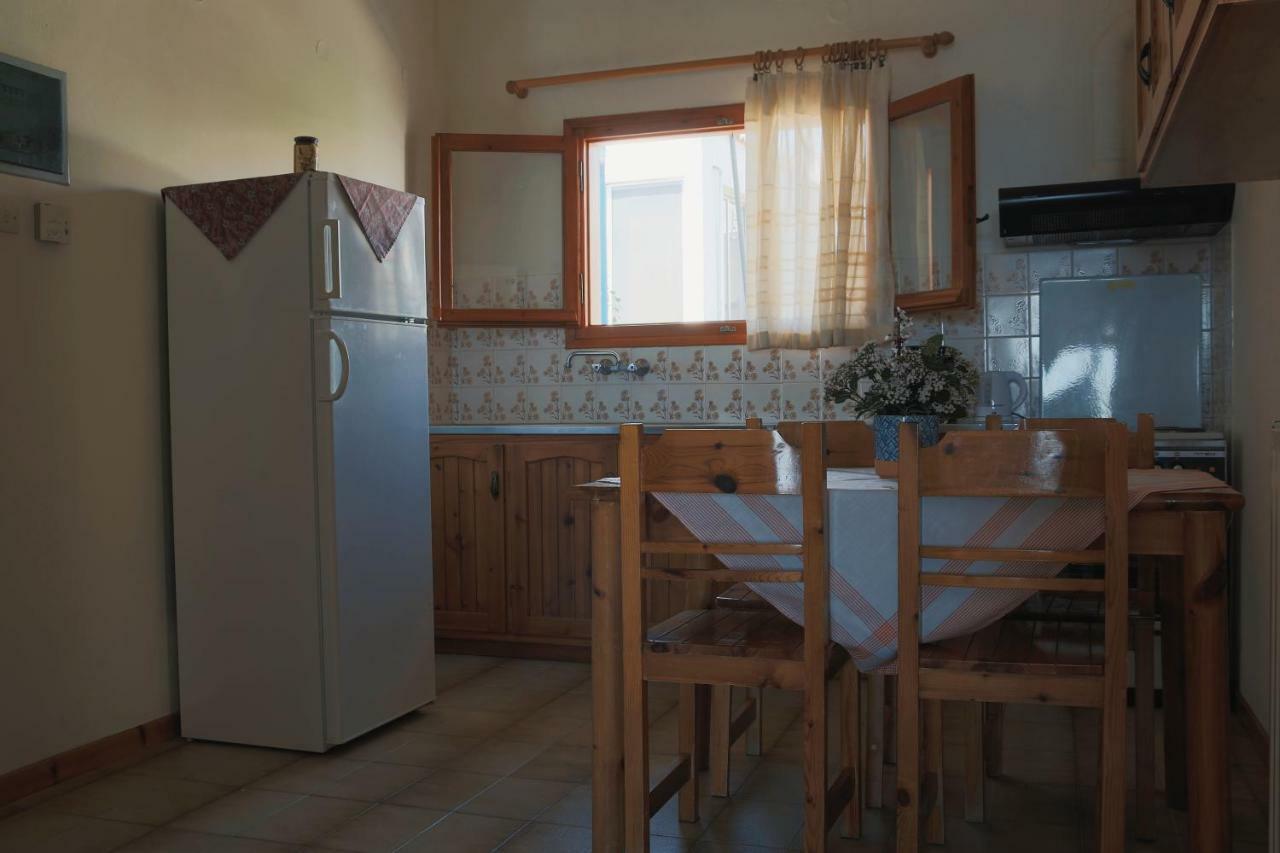 Seaview Self Catering Apartment - Helen No 1 Xiropigado Exterior foto